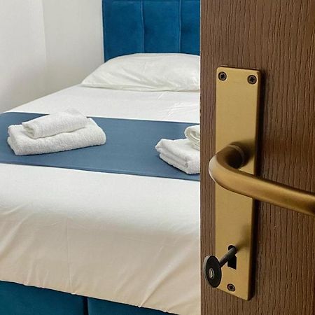 Apartments Domane Nenad ネウム エクステリア 写真