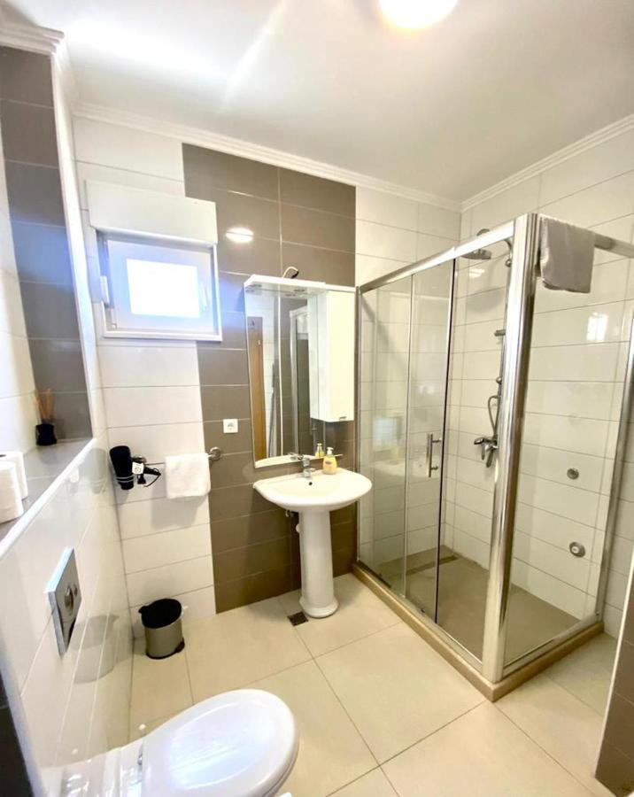 Apartments Domane Nenad ネウム エクステリア 写真