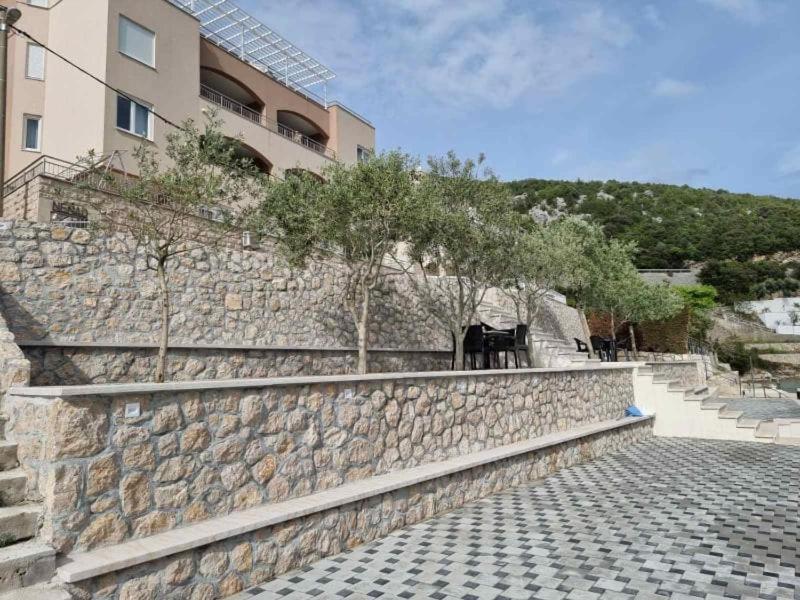 Apartments Domane Nenad ネウム エクステリア 写真