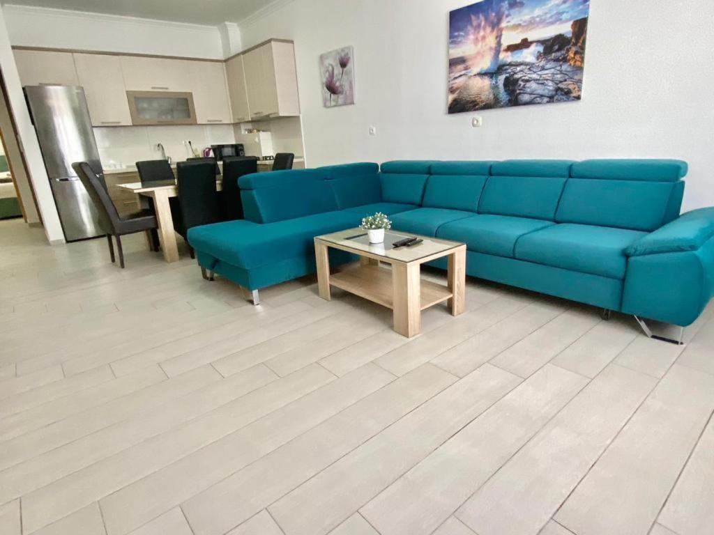 Apartments Domane Nenad ネウム エクステリア 写真