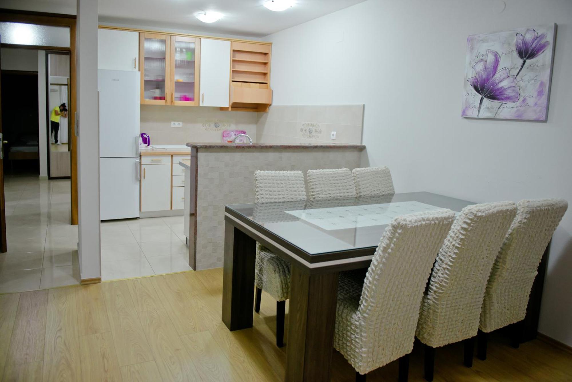 Apartments Domane Nenad ネウム エクステリア 写真