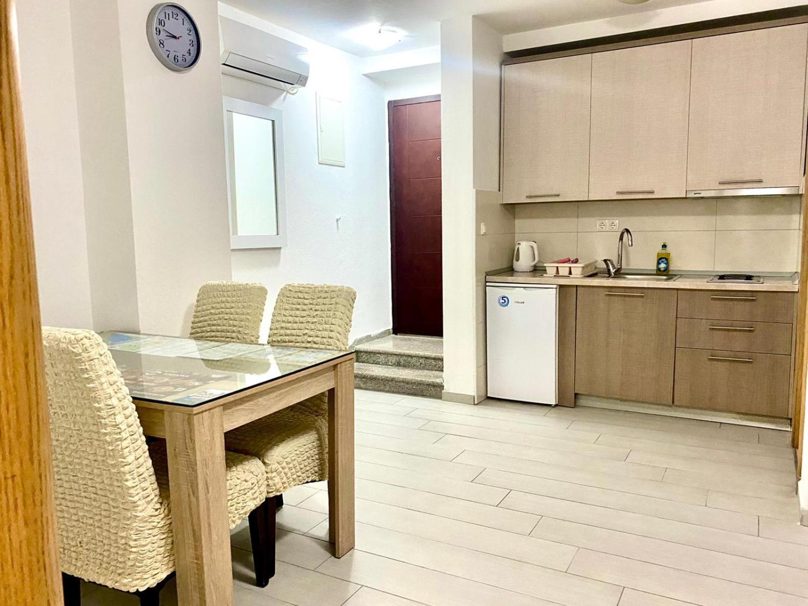 Apartments Domane Nenad ネウム 部屋 写真